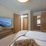 183 Apartment